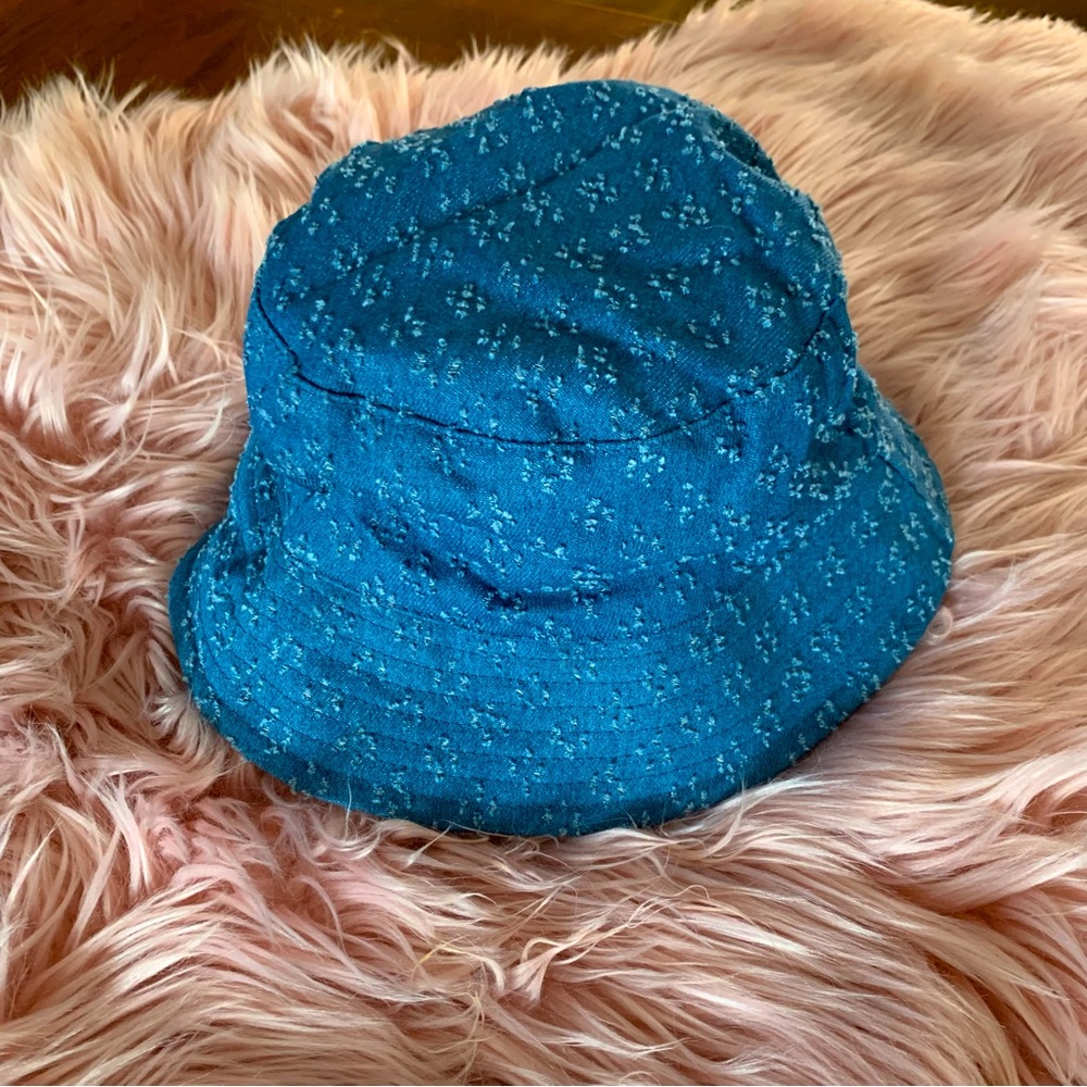Textured Blue and Light Blue Denim Bucket Hat OS